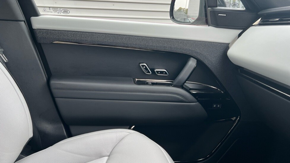 Used Land Rover Range Rover Sport 2024 for sale - 76092068: Photo 47