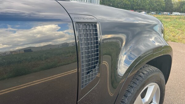 Used Land Rover Defender 2022 for sale - 75472705: Photo 22