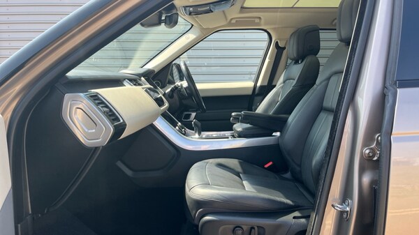 Used Land Rover Range Rover Sport 2021 for sale - 75710200: Photo 3