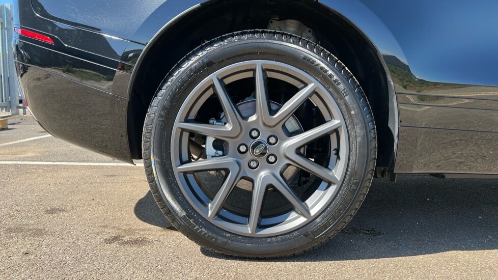 Used Land Rover Range Rover Velar 2025 for sale - 75534137: Photo 31