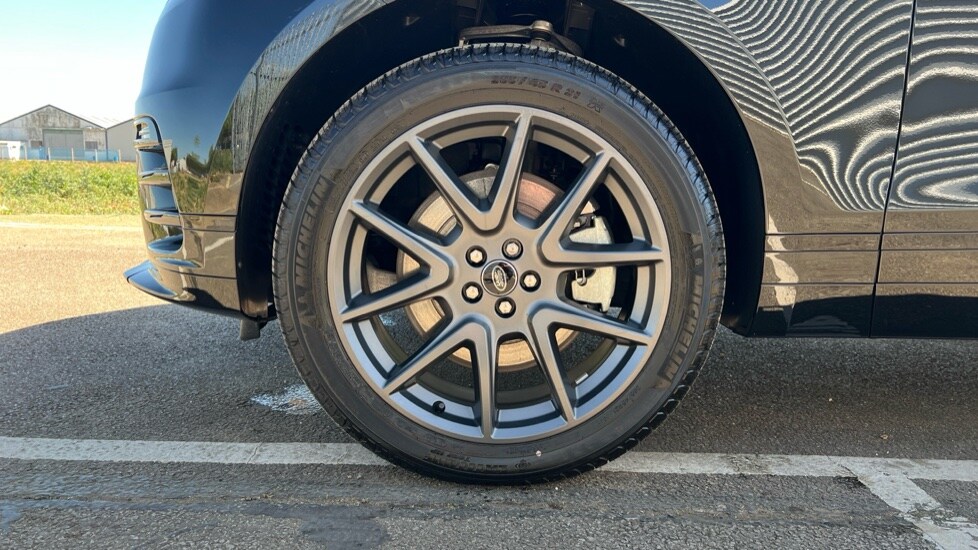 Used Land Rover Range Rover Velar 2025 for sale - 75534137: Photo 33