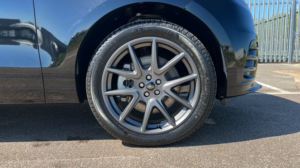 Used Land Rover Range Rover Velar 2025 for sale - 75534137: Photo 8