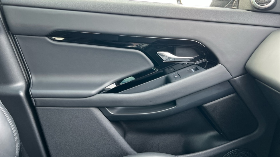 Used Land Rover Range Rover Evoque 2023 for sale - 76589902: Photo 45