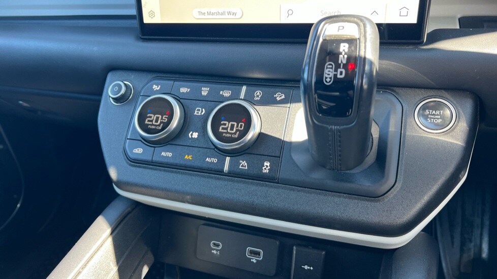 Used Land Rover Defender 2021 for sale - 76507699: Photo 29