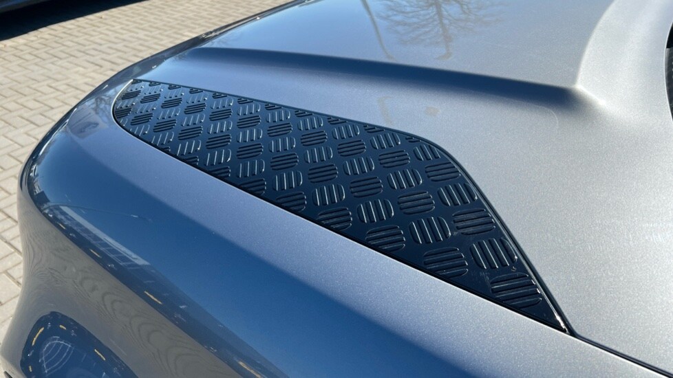 Used Land Rover Defender 2021 for sale - 76507699: Photo 42