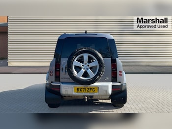 Used Land Rover Defender 2021 for sale - 76507699: Photo