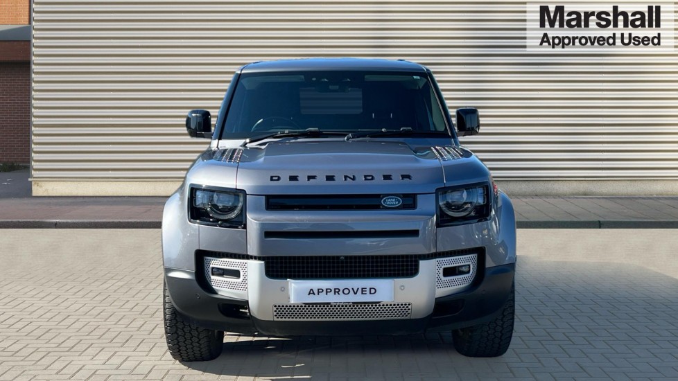 Used Land Rover Defender 2021 for sale - 76507699: Photo 8