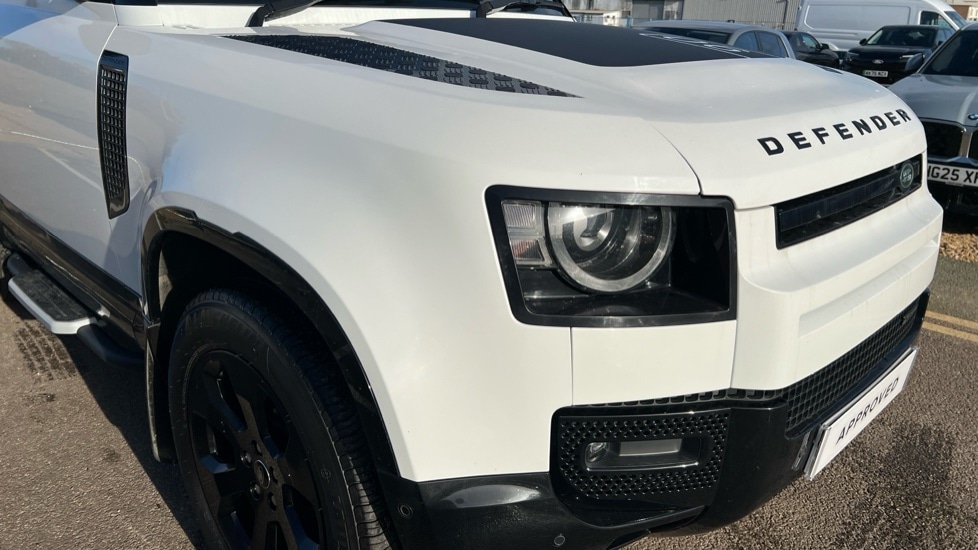 Used Land Rover Defender 2023 for sale - 76533959: Photo 43