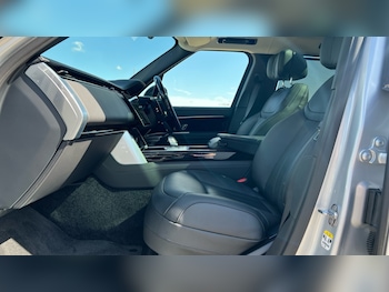 Used Land Rover Range Rover 2025 for sale - 75722357: Photo
