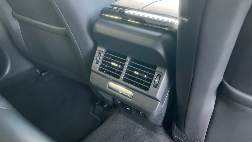 Used Land Rover Range Rover Evoque 2025 for sale - 76552419: Photo 18