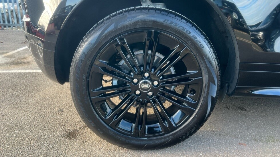 Used Land Rover Range Rover Evoque 2025 for sale - 76552419: Photo 31