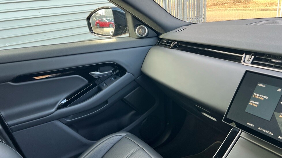 Used Land Rover Range Rover Evoque 2025 for sale - 76552419: Photo 35