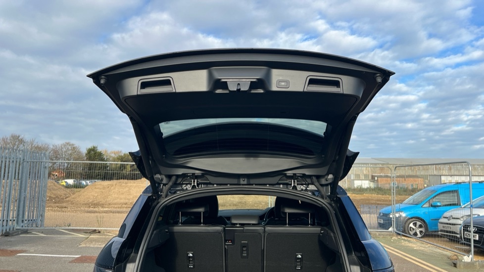 Used Land Rover Range Rover Evoque 2025 for sale - 76552419: Photo 36