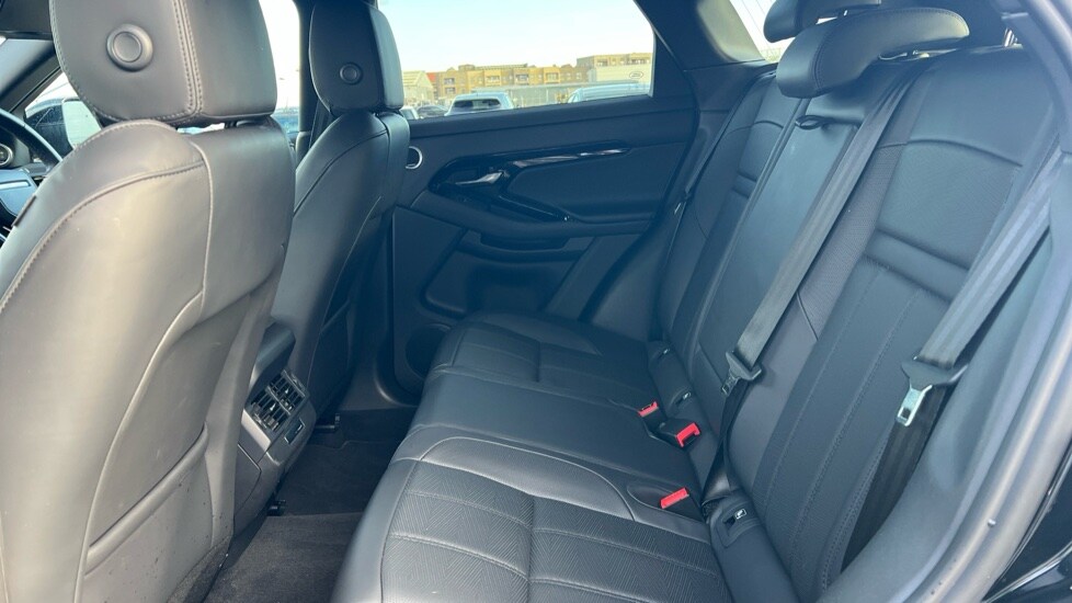 Used Land Rover Range Rover Evoque 2025 for sale - 76552419: Photo 4