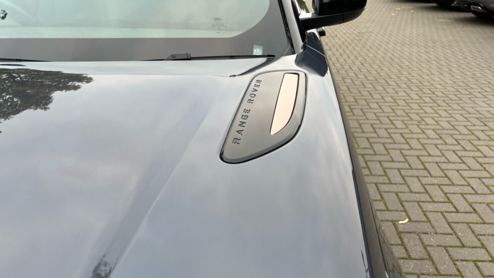 Used Land Rover Range Rover Velar 2024 for sale - 76234076: Photo 34