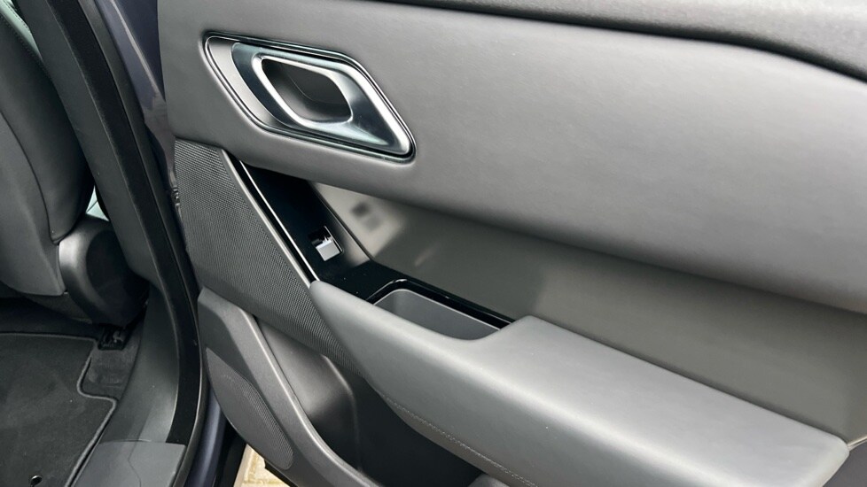 Used Land Rover Range Rover Velar 2024 for sale - 76234076: Photo 42