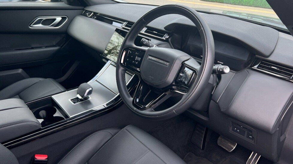 Used Land Rover Range Rover Velar 2024 for sale - 76234076: Photo 47