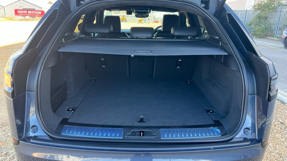 Used Land Rover Range Rover Velar 2025 for sale - 76954433: Photo 10