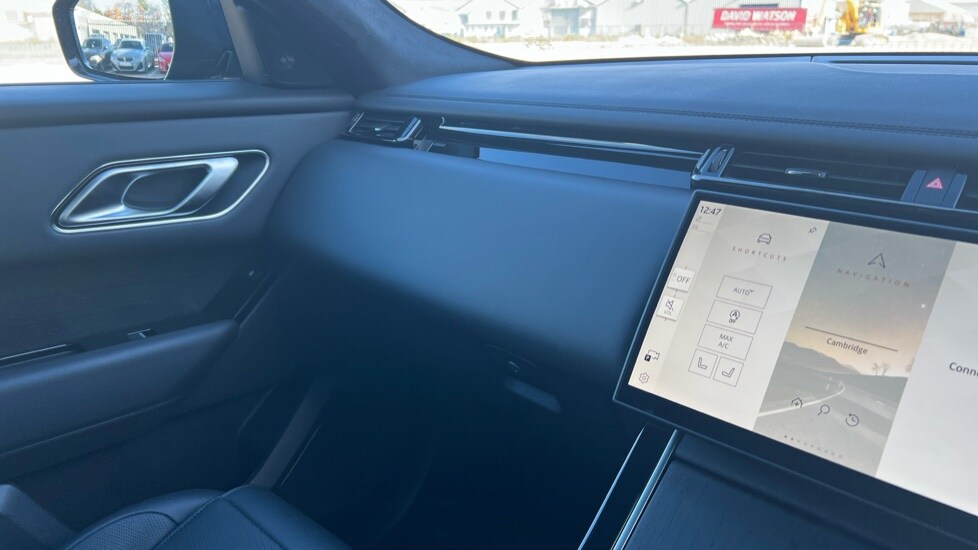 Used Land Rover Range Rover Velar 2025 for sale - 76954433: Photo 35