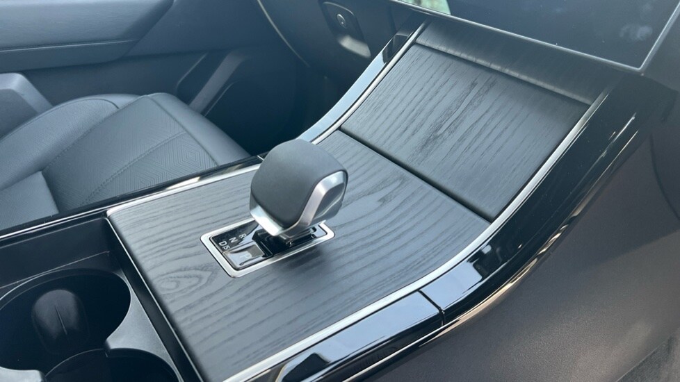 Used Land Rover Range Rover Velar 2025 for sale - 76954433: Photo 49