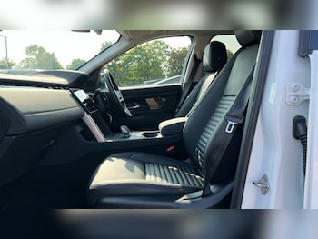 Used Land Rover Discovery Sport 2024 for sale - 75472578: Photo