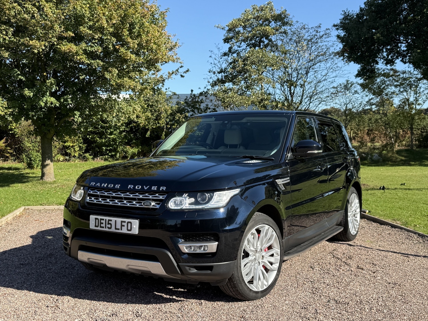 Used Land Rover Range Rover Sport 2015 for sale - 76332073: Photo 1