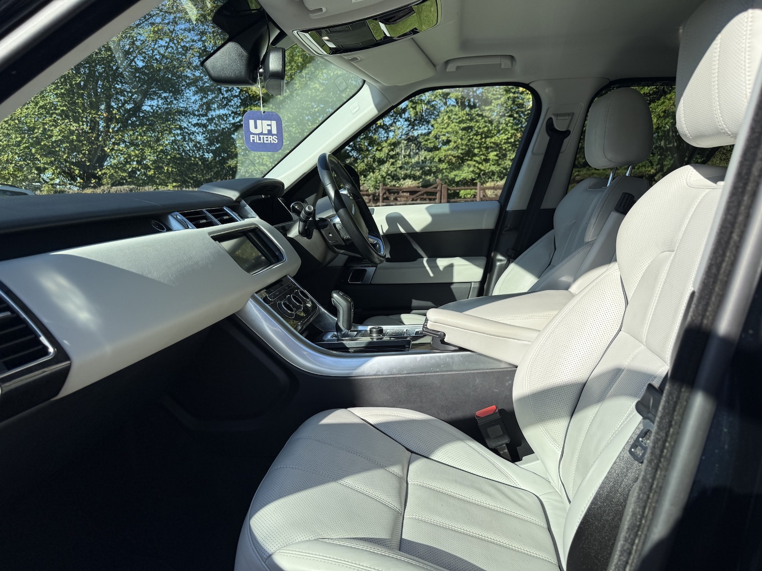 Used Land Rover Range Rover Sport 2015 for sale - 76332073: Photo 13