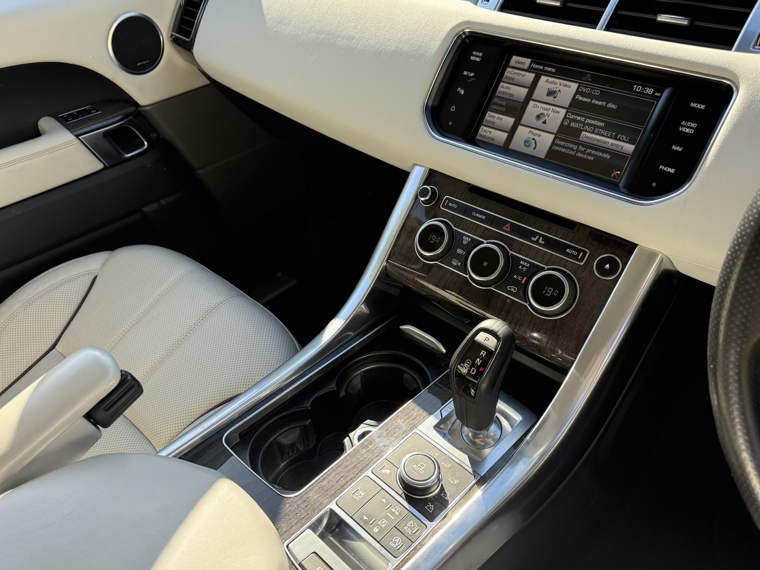 Used Land Rover Range Rover Sport 2015 for sale - 76332073: Photo 31