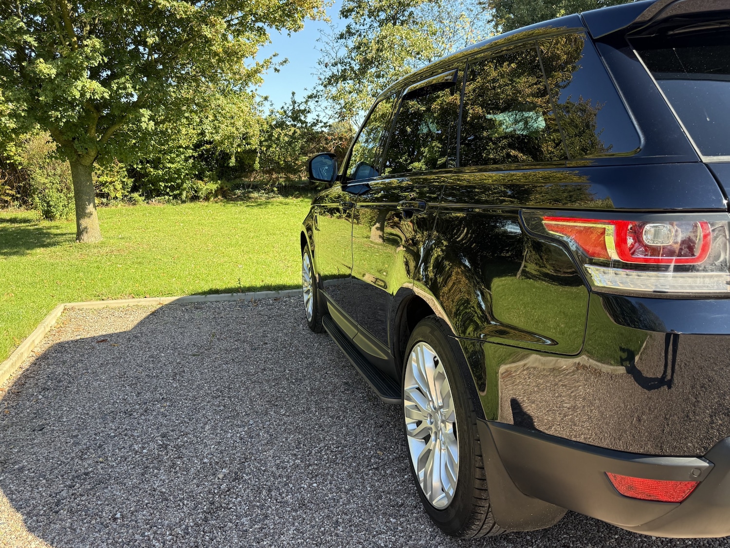 Used Land Rover Range Rover Sport 2015 for sale - 76332073: Photo 7