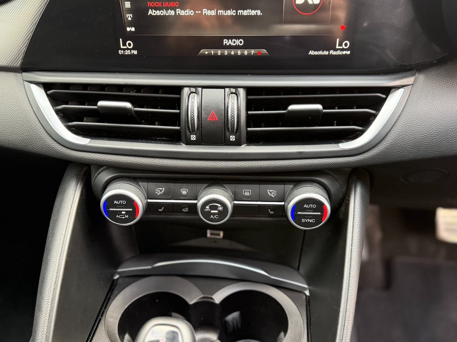 Used Alfa Romeo Giulia 2019 for sale - 76908281: Photo 30