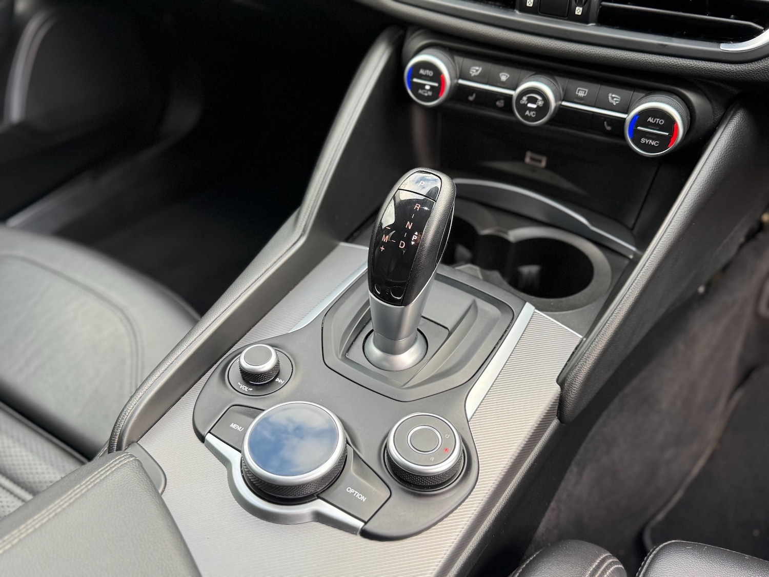 Used Alfa Romeo Giulia 2019 for sale - 76908281: Photo 32