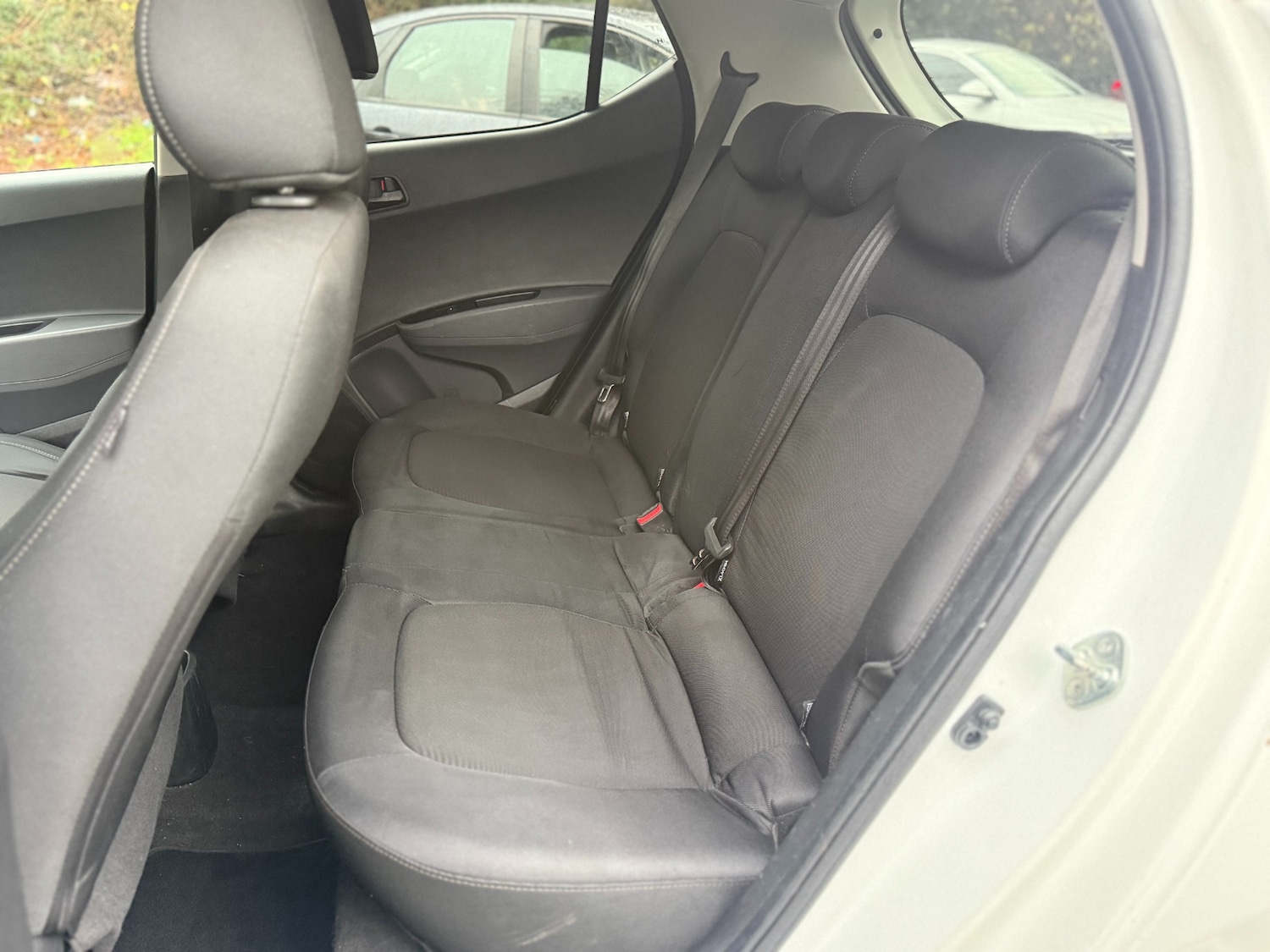 Used Hyundai i10 2019 for sale - 76892602: Photo 14