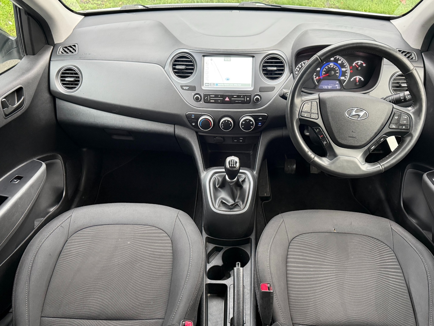 Used Hyundai i10 2019 for sale - 76892602: Photo 33