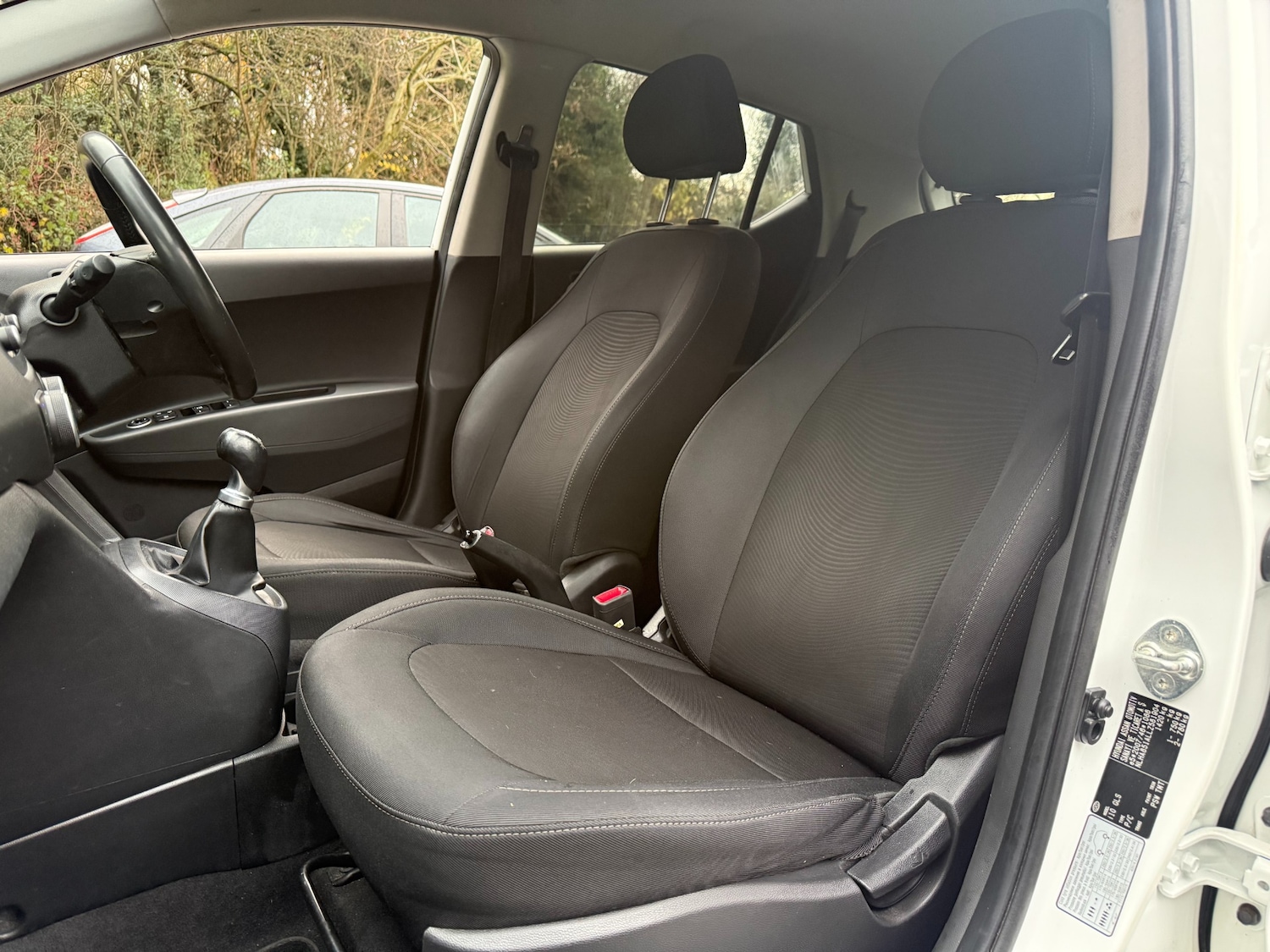 Used Hyundai i10 2019 for sale - 76892602: Photo 36