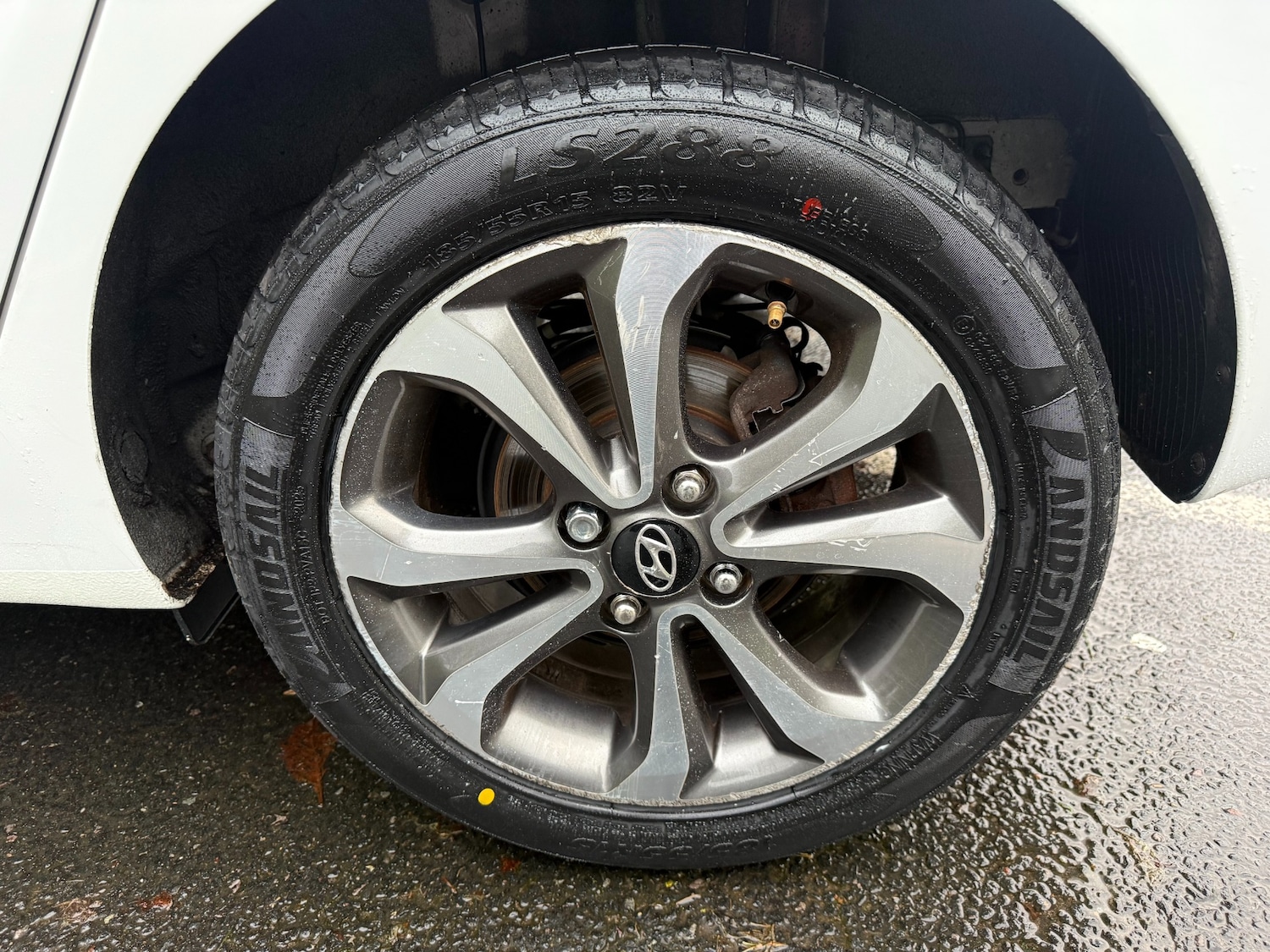 Used Hyundai i10 2019 for sale - 76892602: Photo 39