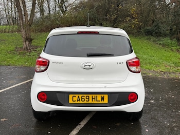 Used Hyundai i10 2019 for sale - 76892602: Photo
