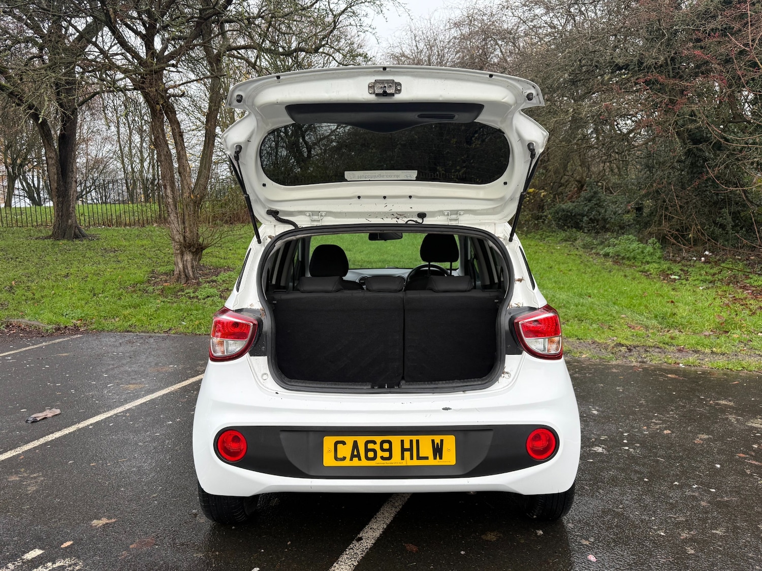 Used Hyundai i10 2019 for sale - 76892602: Photo 7