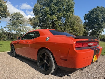 Used Dodge Challenger 2009 for sale - 76332172: Photo