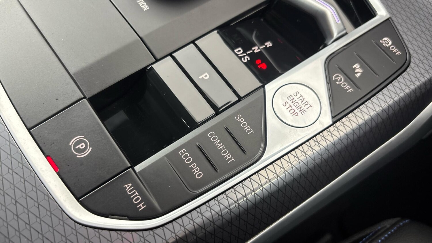 Used BMW 3 Series 2024 for sale - 76760341: Photo 19