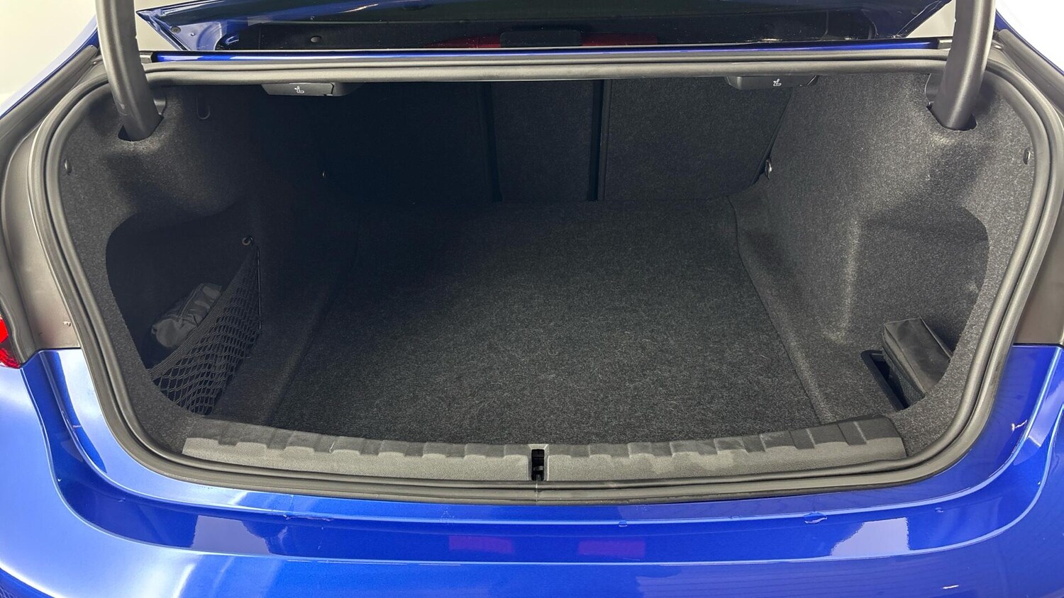 Used BMW 3 Series 2024 for sale - 76760118: Photo 13