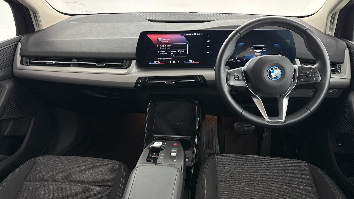 Used BMW 2 Series 2025 for sale - 77599107: Photo 4