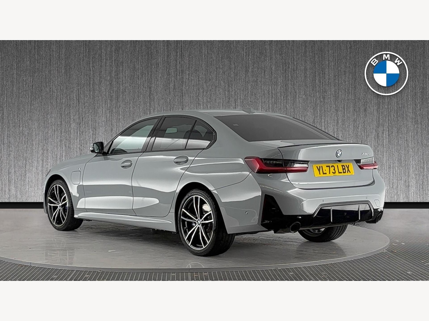 Used BMW 3 Series 2024 for sale - 76765403: Photo 2