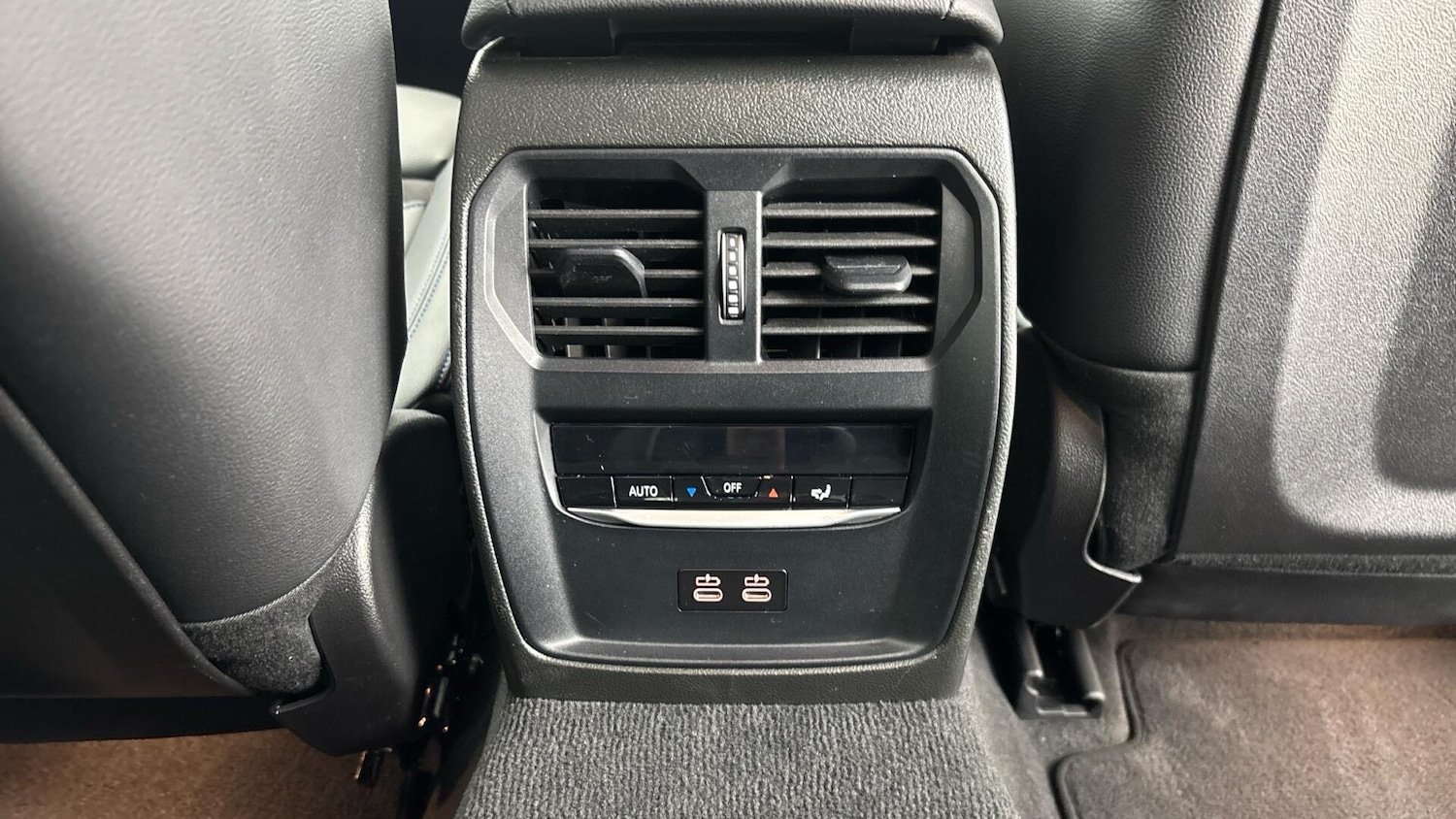 Used BMW 3 Series 2024 for sale - 76765403: Photo 30