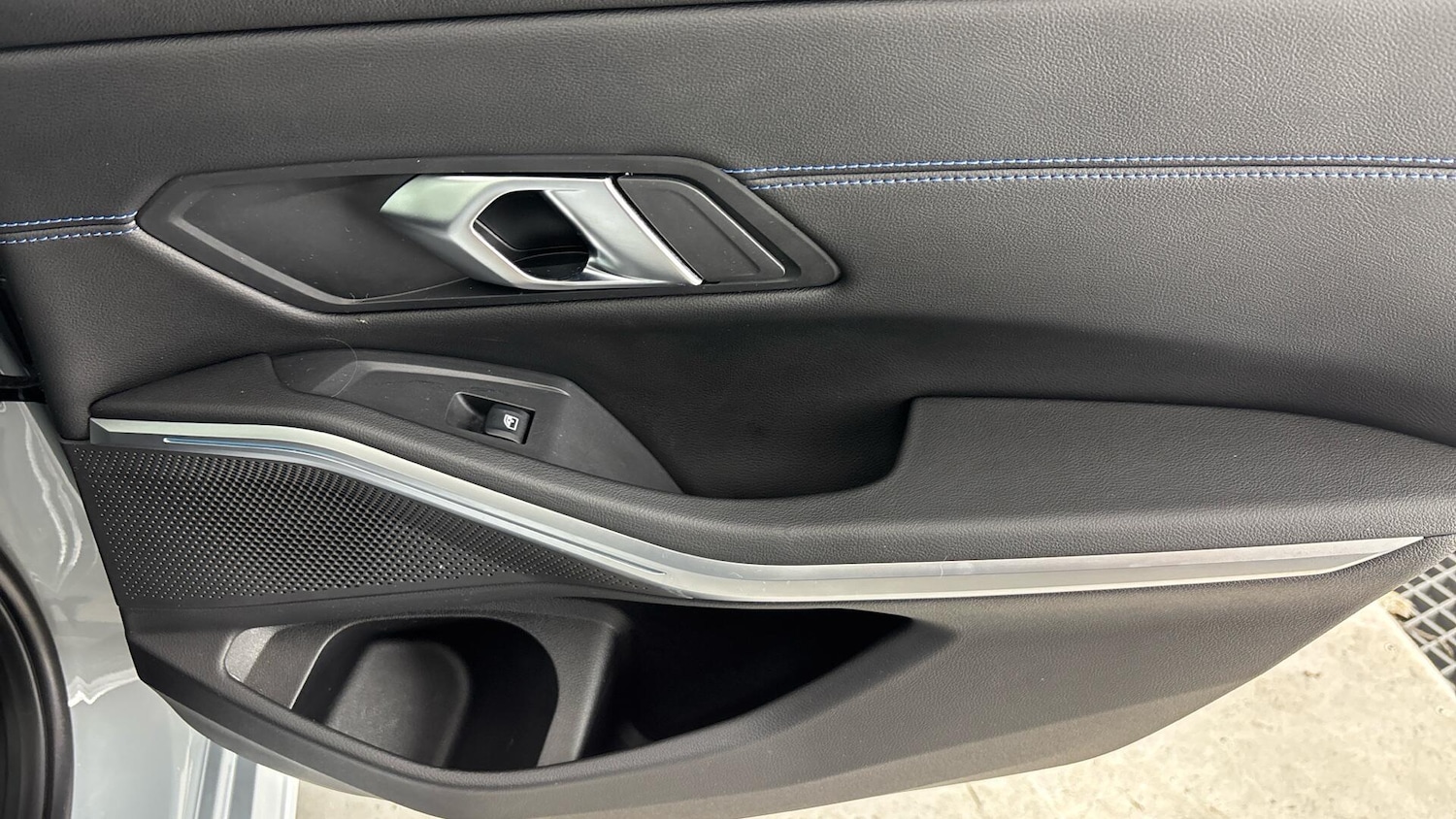 Used BMW 3 Series 2024 for sale - 76765403: Photo 31