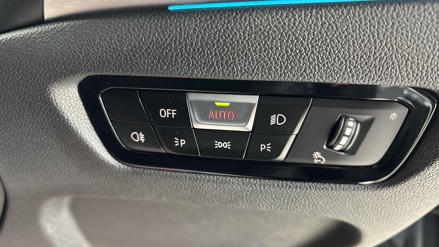 Used BMW 3 Series 2024 for sale - 76765403: Photo 33