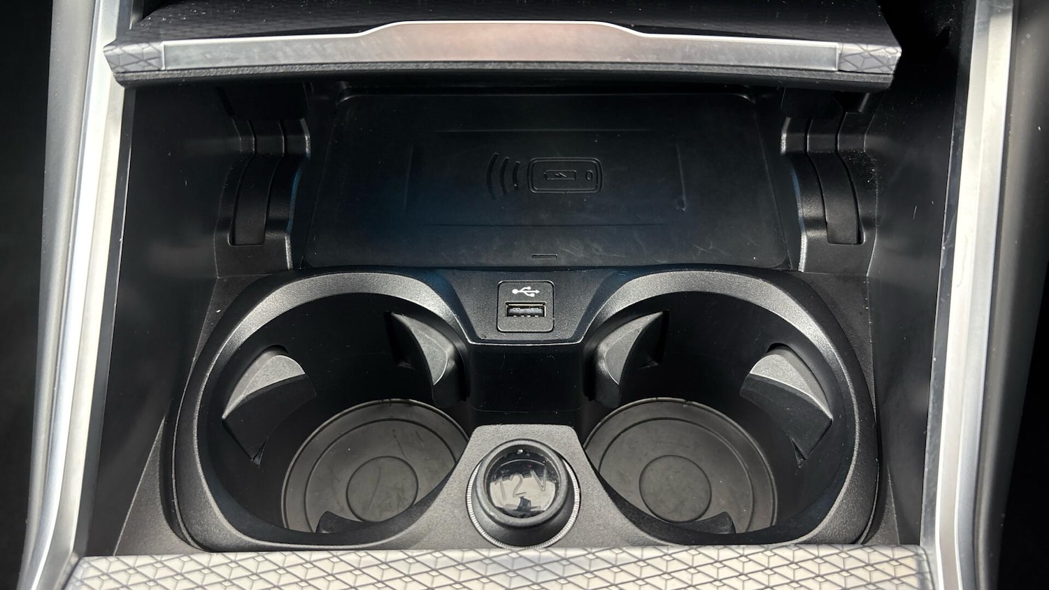 Used BMW 3 Series 2024 for sale - 76765403: Photo 36