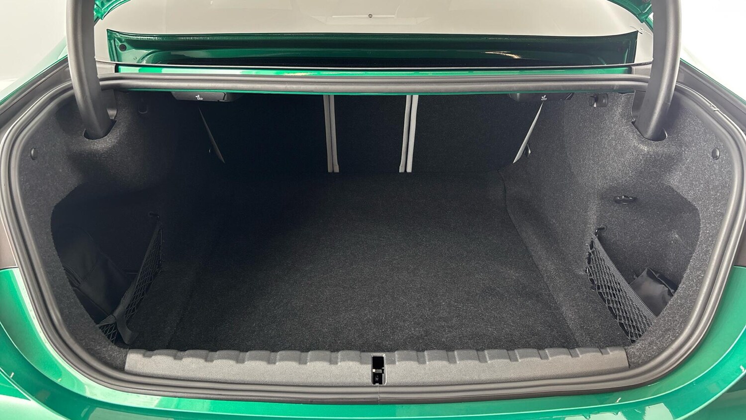 Used BMW M4 2022 for sale - 76760074: Photo 13