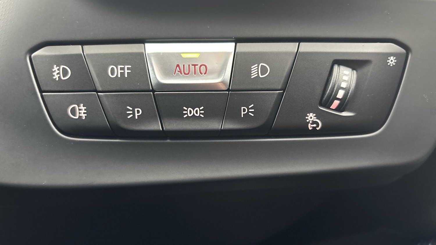 Used BMW 1 Series 2024 for sale - 77456080: Photo 38