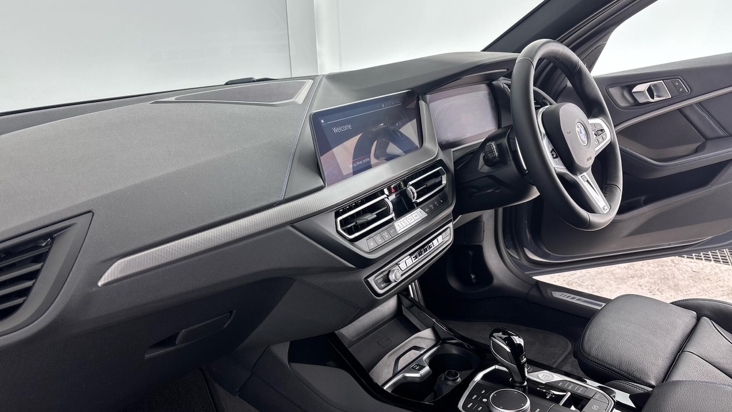 Used BMW 1 Series 2024 for sale - 77456080: Photo 7