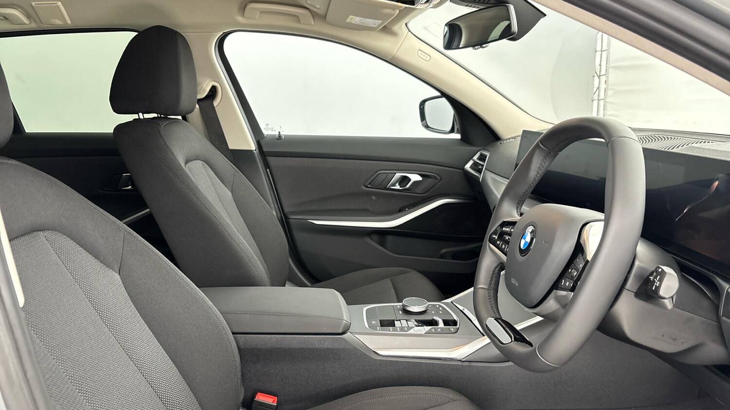 Used BMW 3 Series 2025 for sale - 76771666: Photo 11